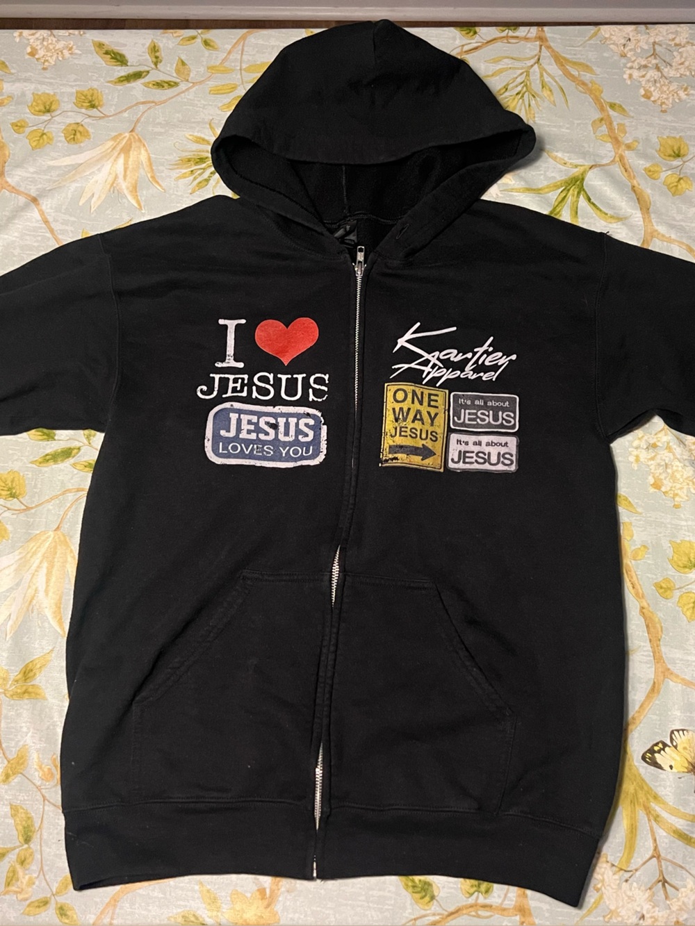 Graphic hoodie Medium